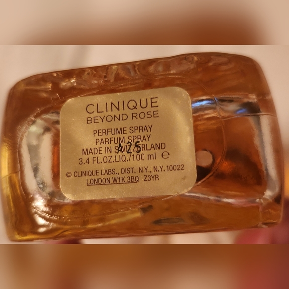 Beyond Rose by Clinique Perfume Spray; 100ml / 3.4 fl.oz.; 99.5% Full - Picture 9 of 16